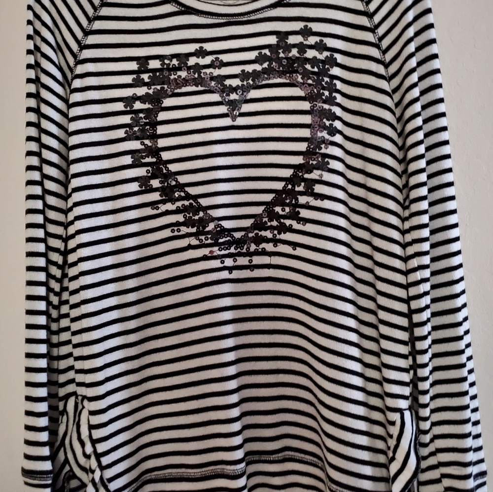 Black and White Striped Long Sleeve Top
